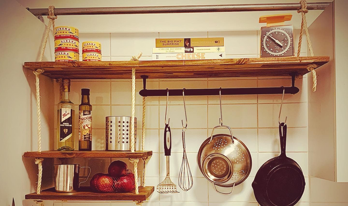 Open kitchen shelving.png