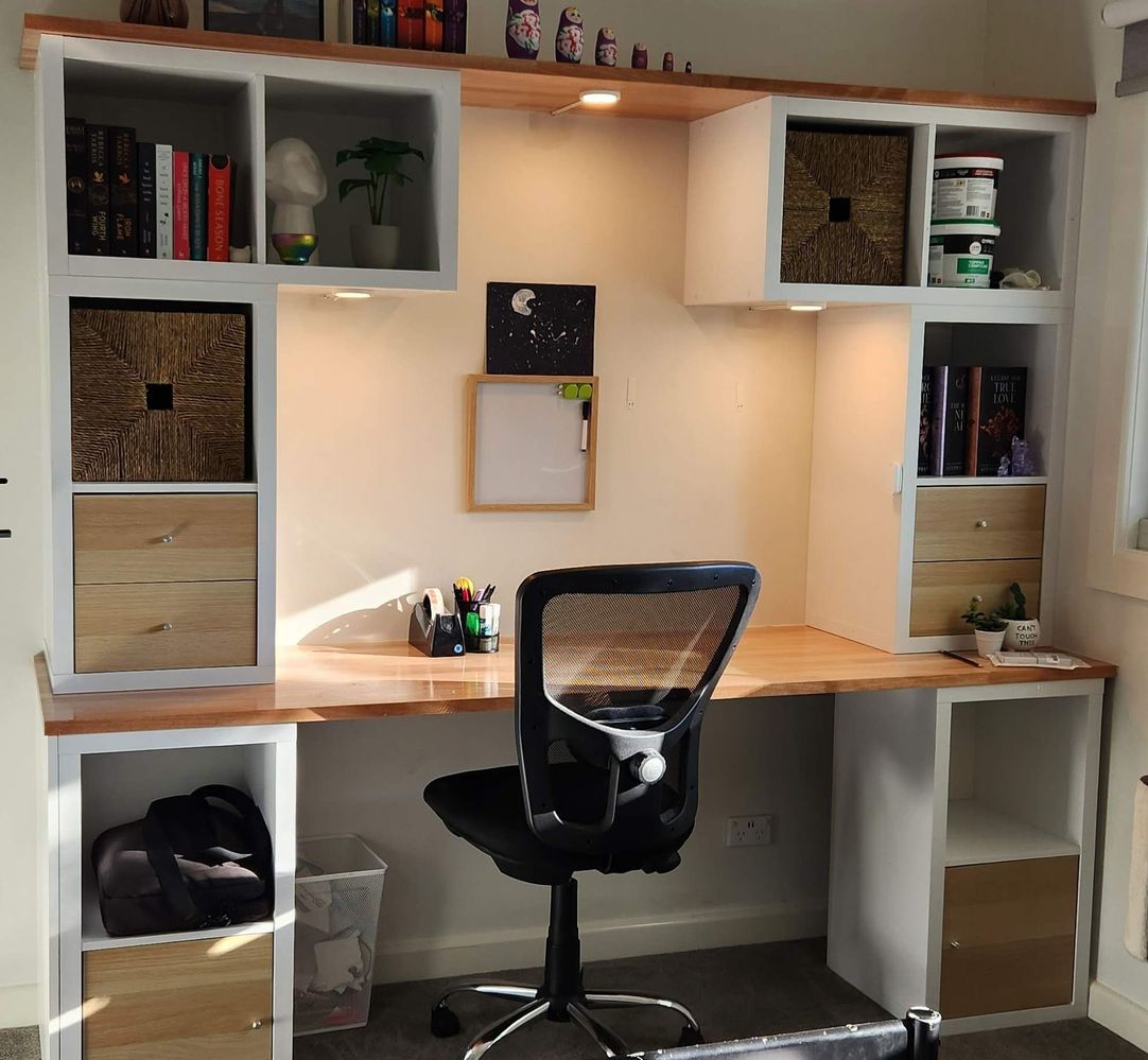 Desk using storage cubes.jpg