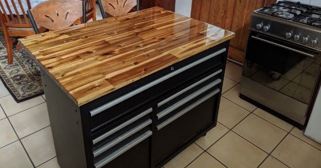 Kitchen island using tool trolley.jpg