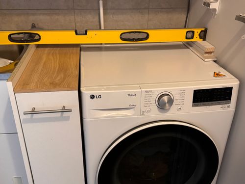 Making the bench over the washing machine