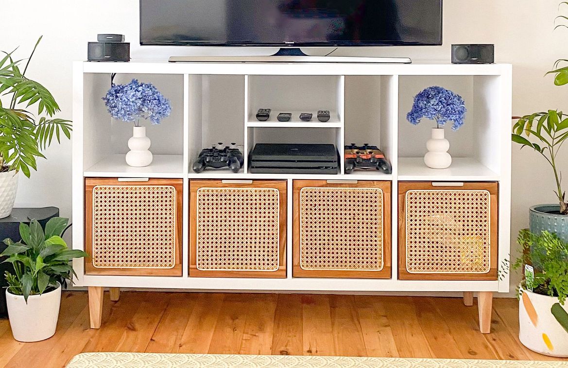 Entertainment unit using Flexi Storage.jpeg