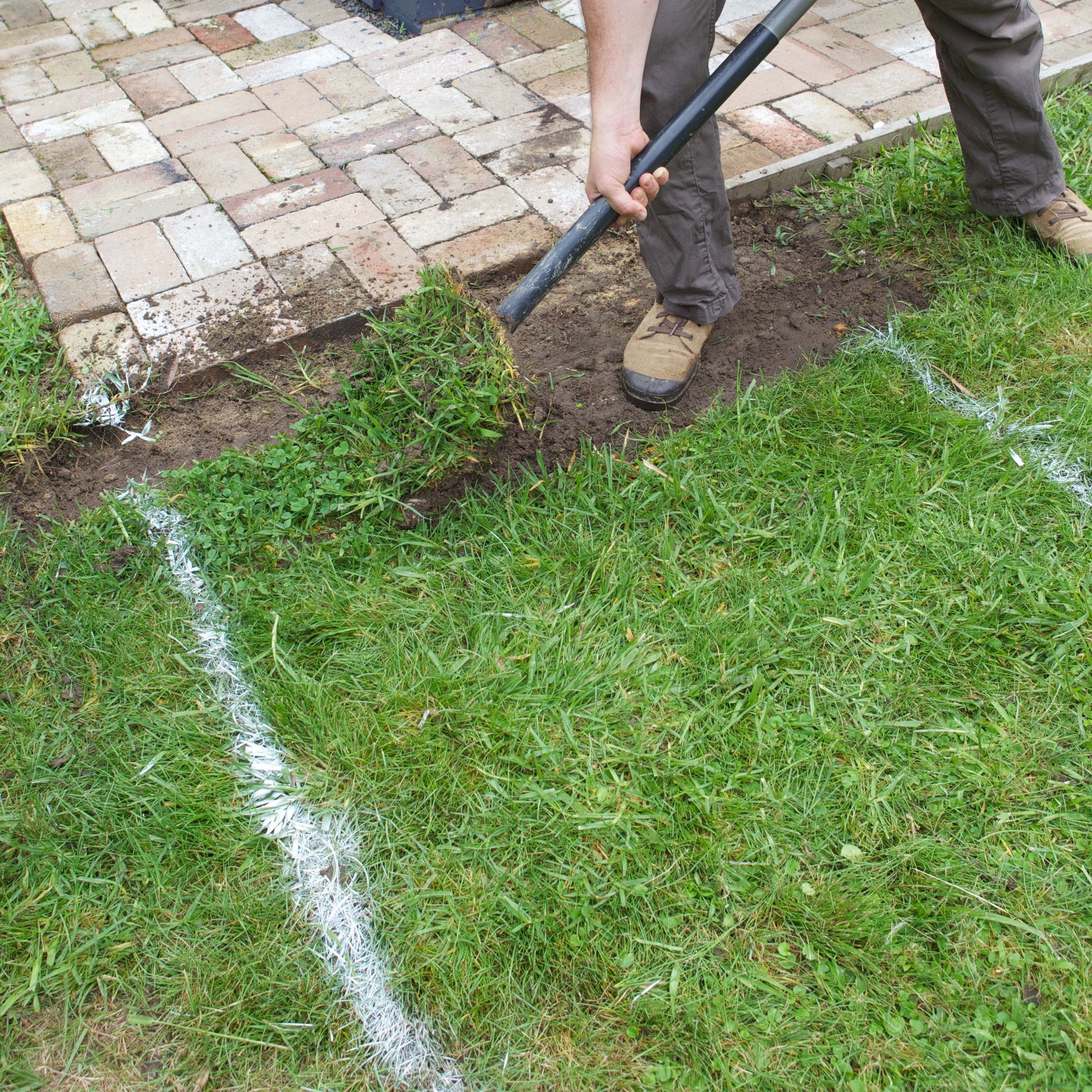 How to lay paving for a path | Bunnings Workshop community