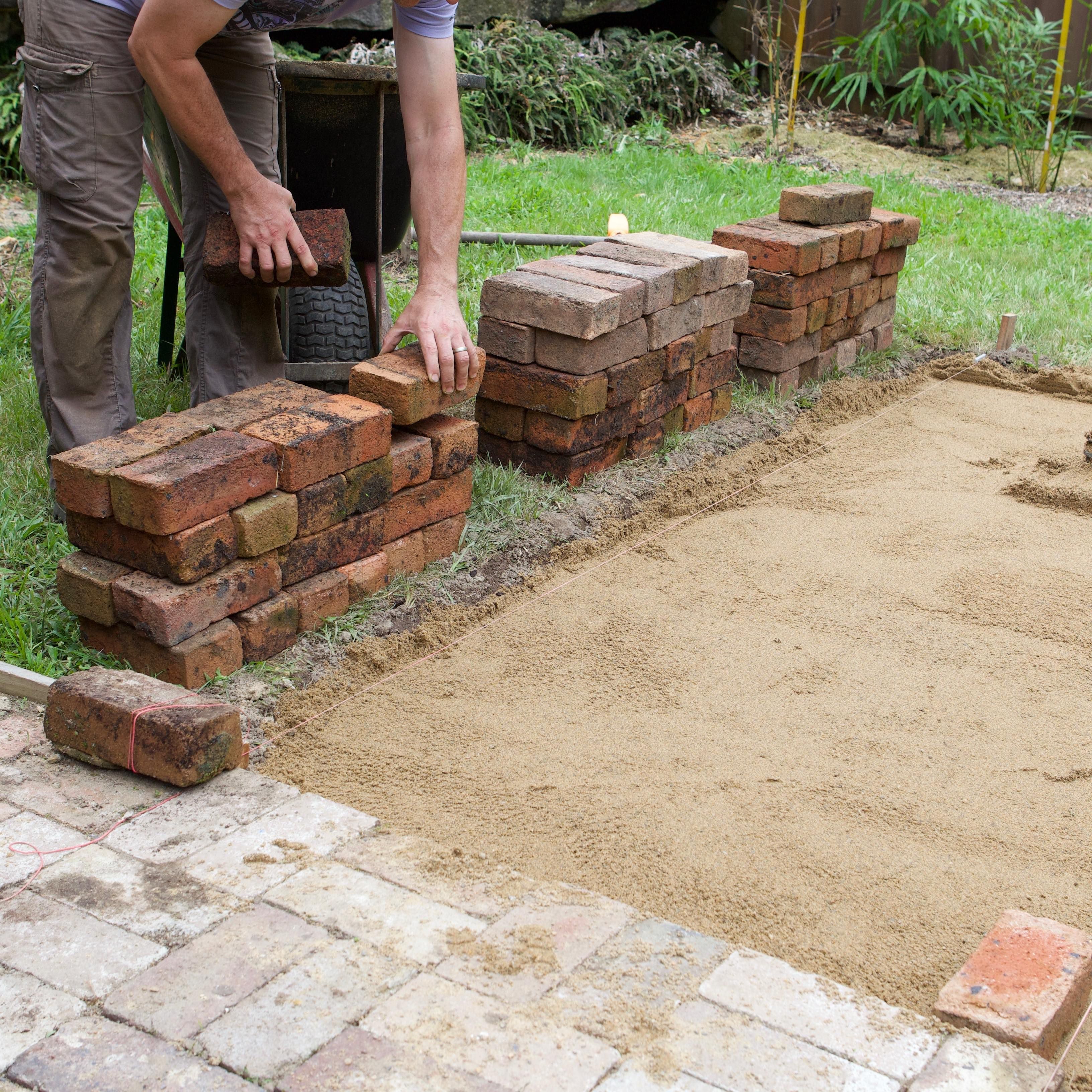 How To Lay Paving For A Path 