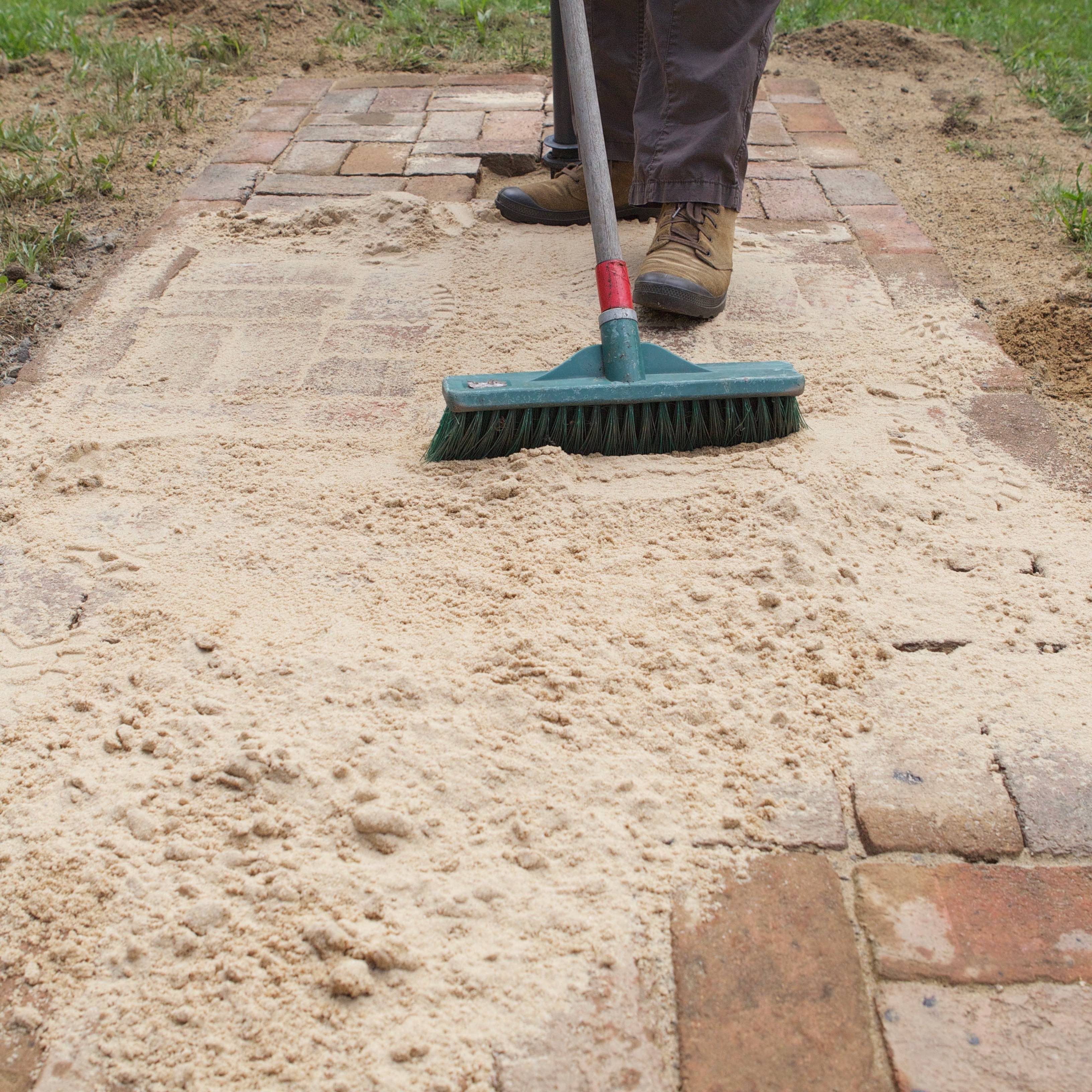 How to lay paving for a path | Bunnings Workshop community