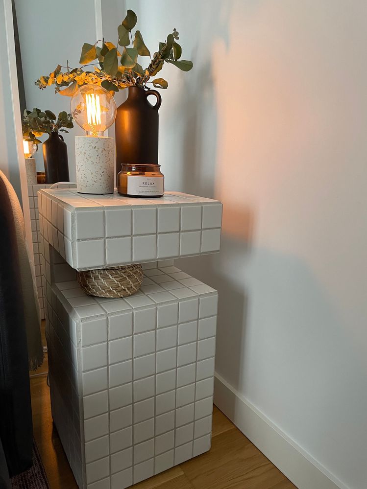 Tile side on sale table cube