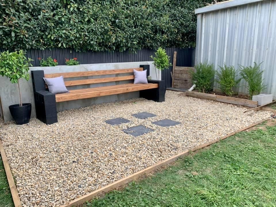 DIY Cinder Block Bench (Only 4 Materials)