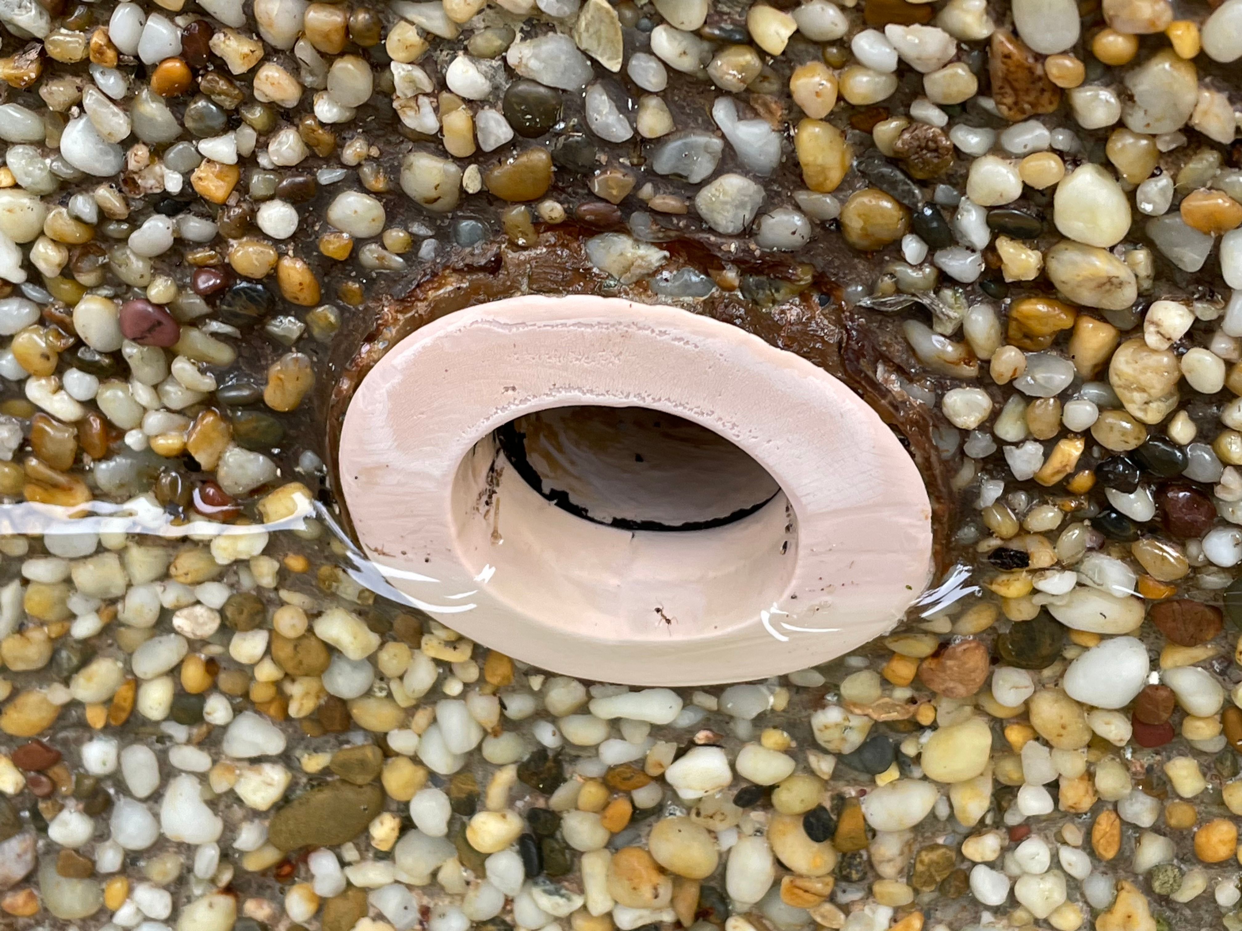 How to repair a pool leak