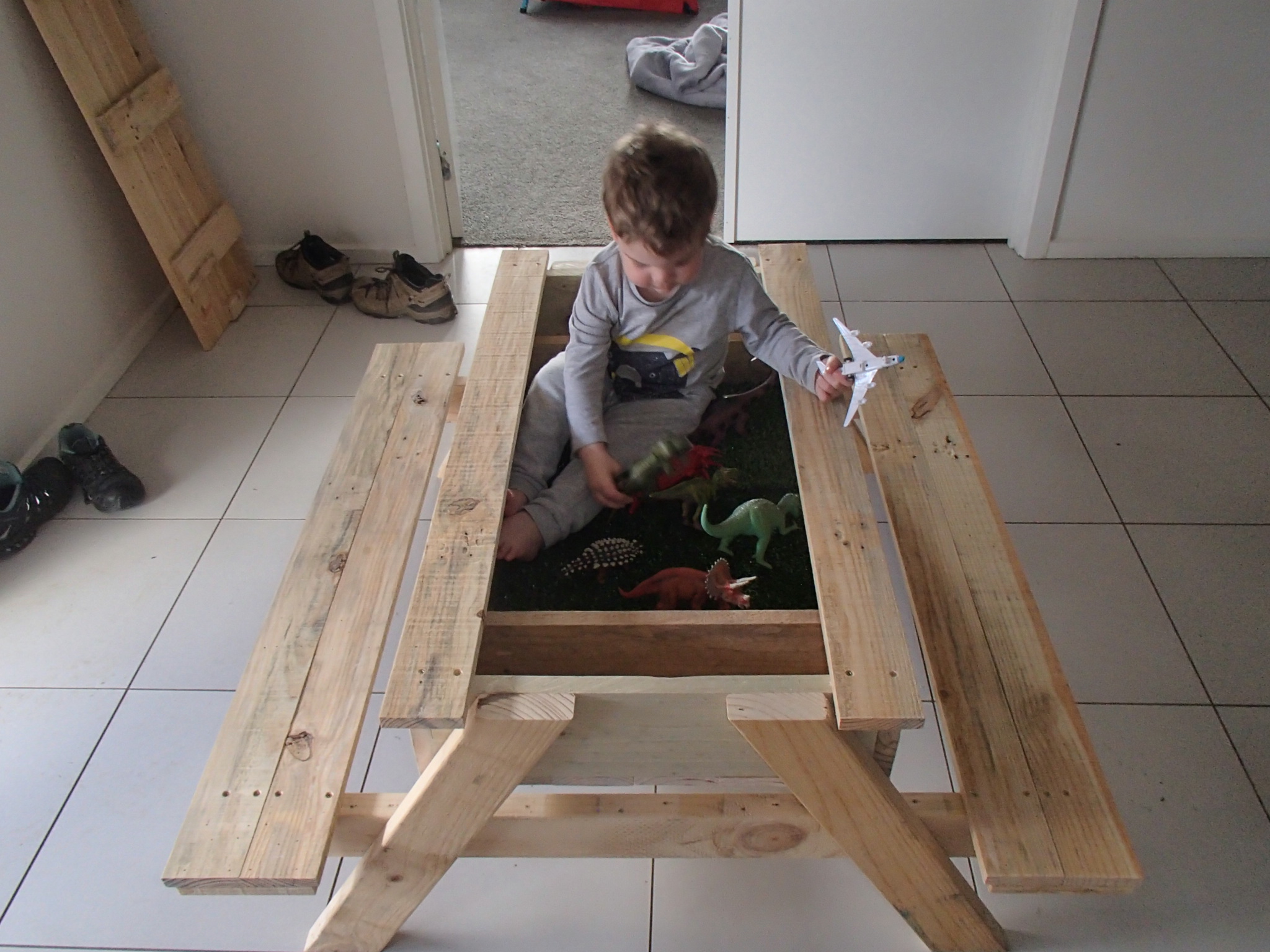 Bunnings kids picnic clearance table