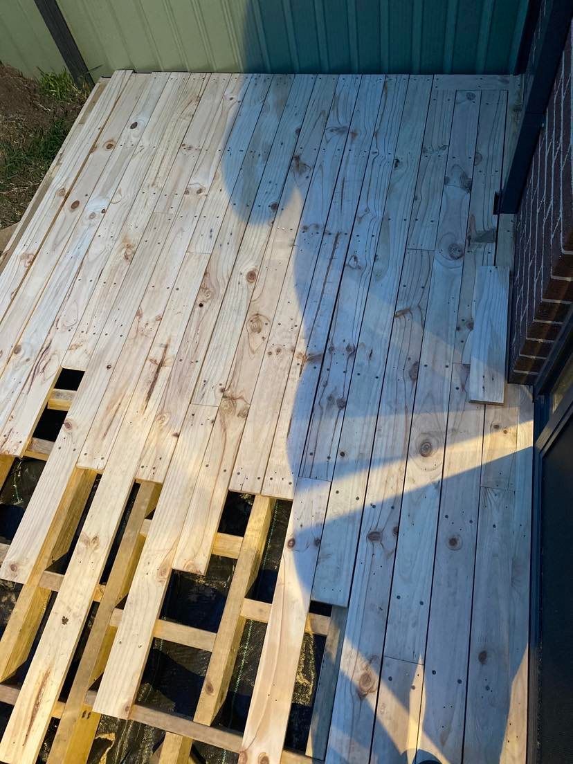 Low-level decks using recycled pallet ti... | Bunnings Workshop community