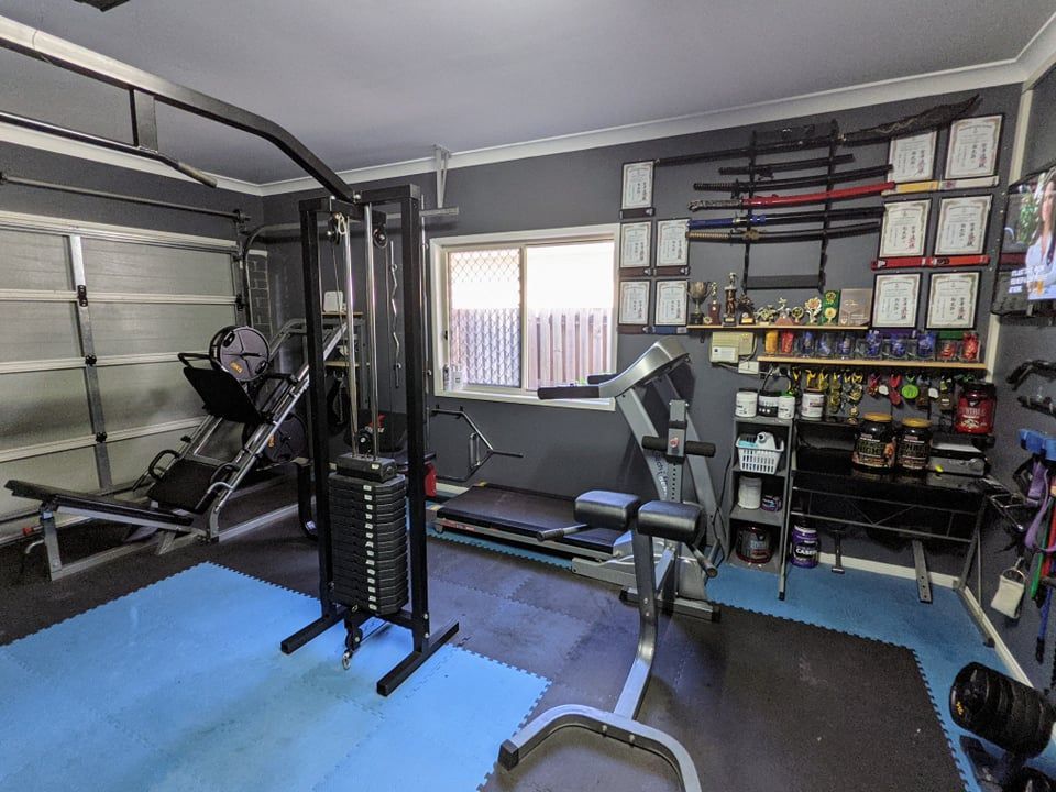 Home gym garage discount setup