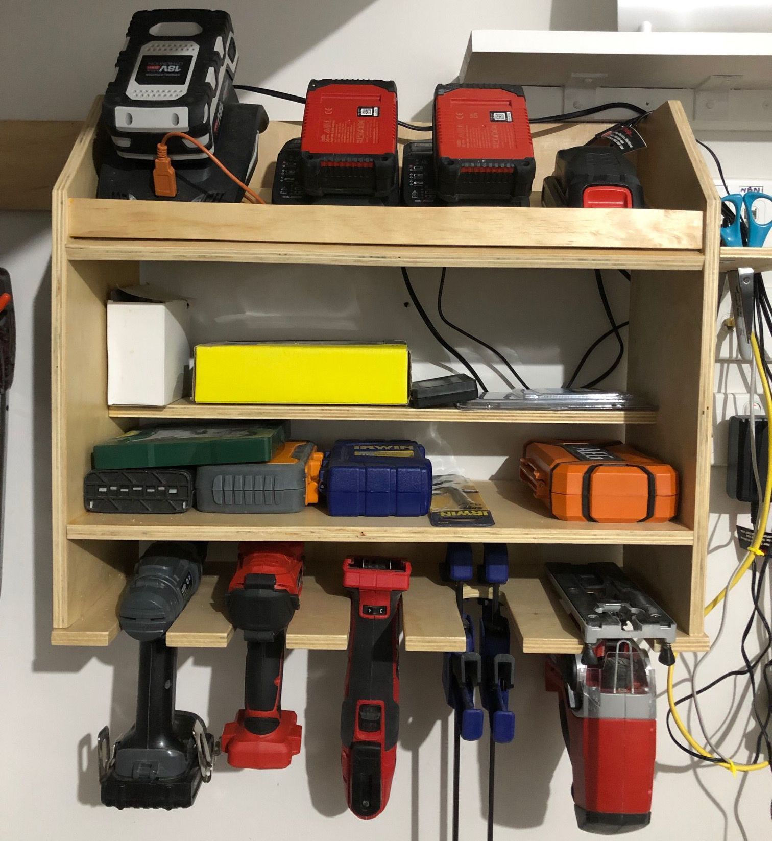 Power Tool Charging And Storage Station 