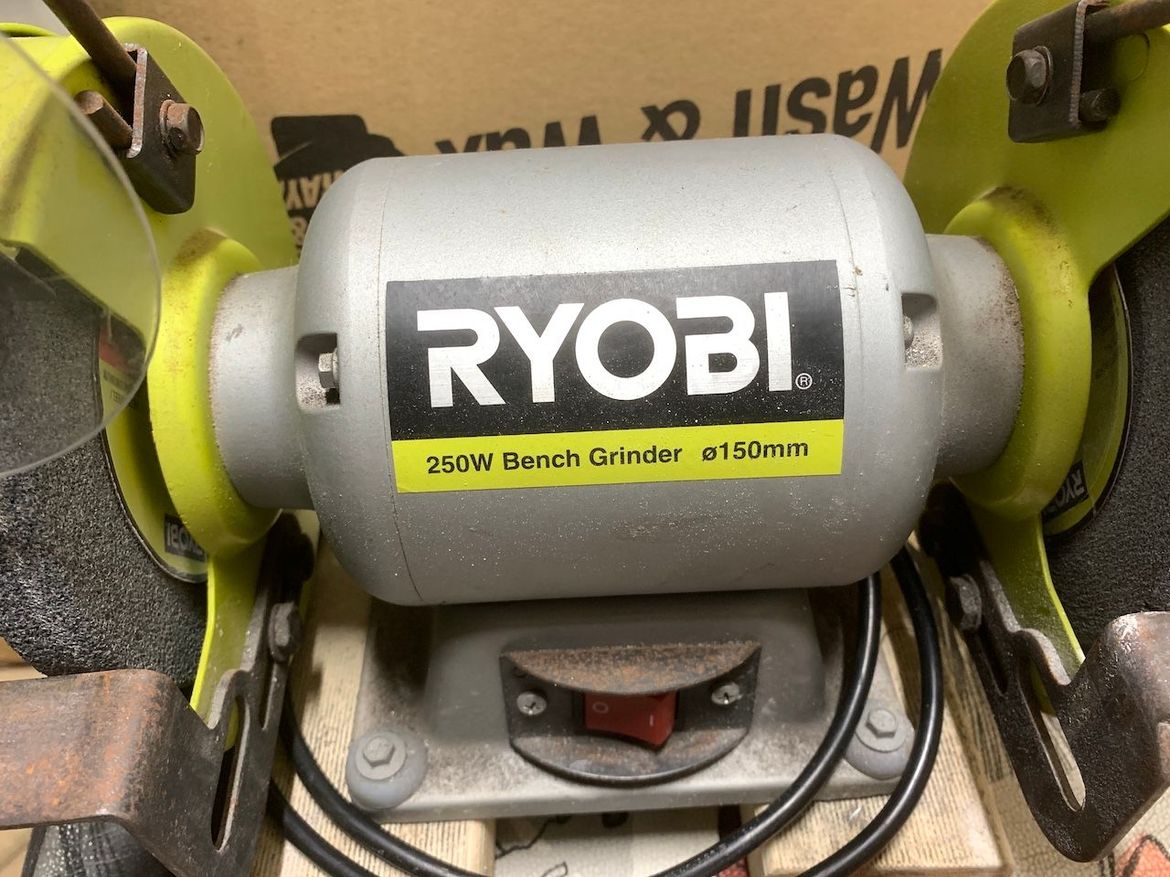 Ryobi on sale grinder sander