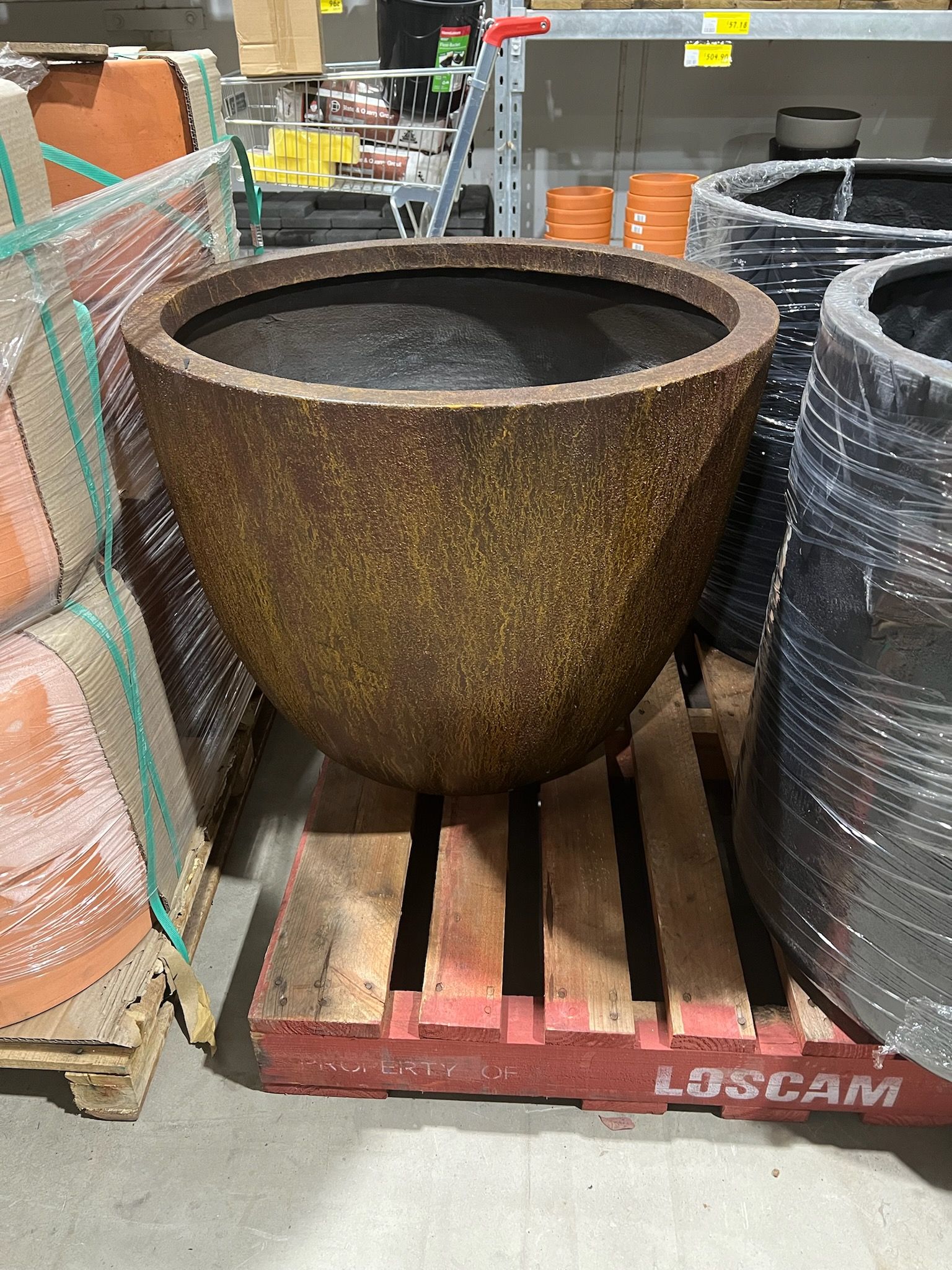 Bunnings large outlet pots