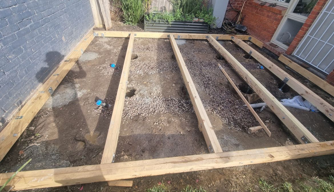 Low-level Merbau deck with French drain | Bunnings Workshop community