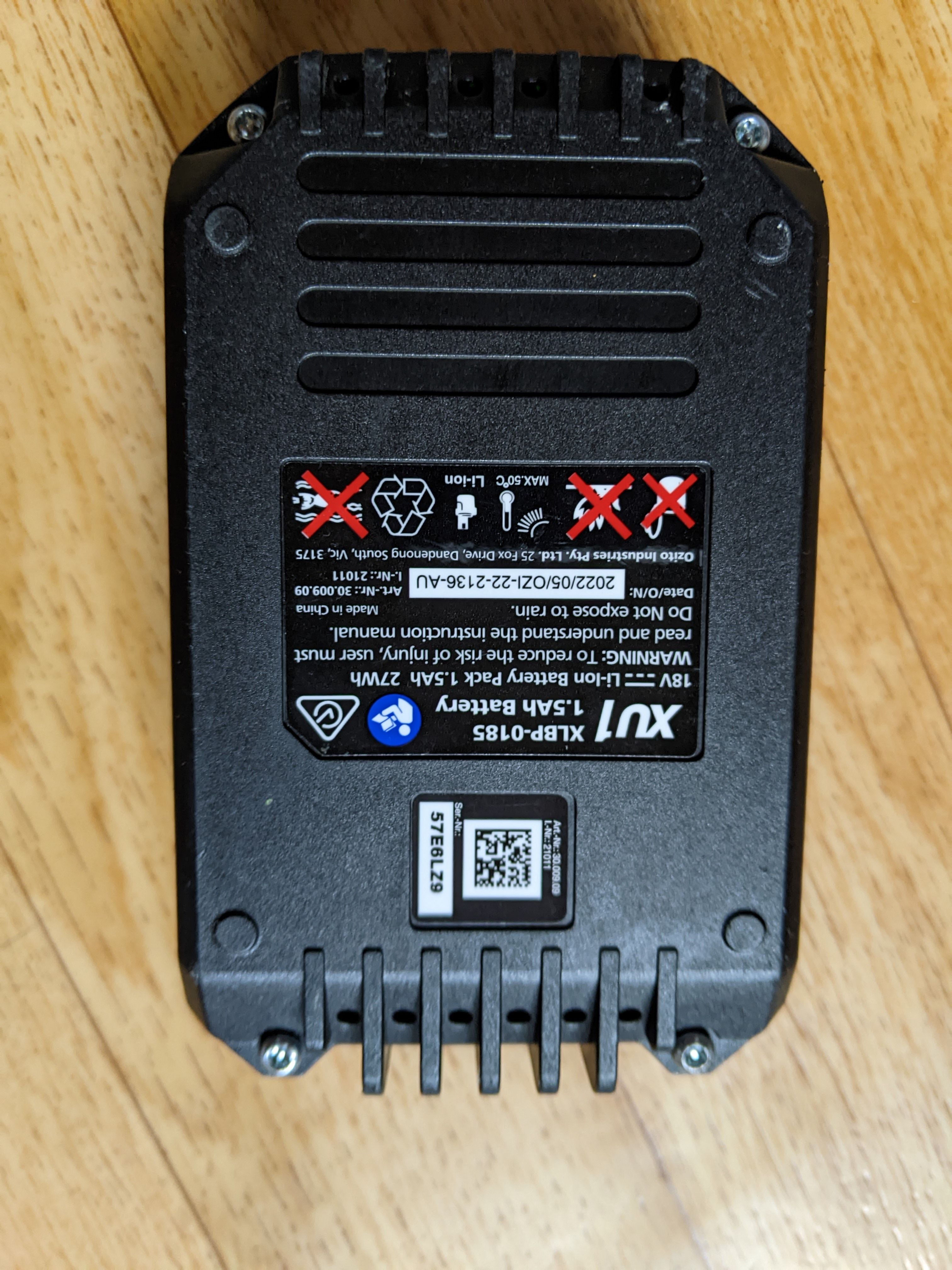 Xu1 18v 2025 battery charger