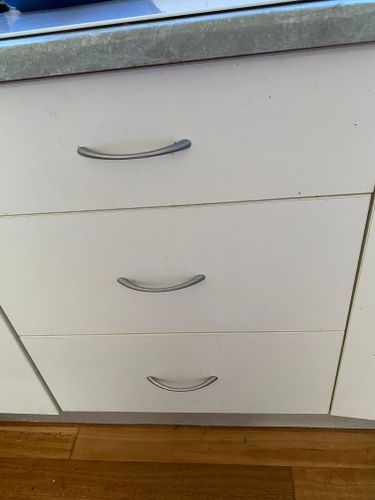 How to Replace Kitchen Drawers