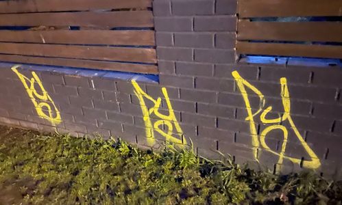 How to remove graffiti from brick? | Bunnings Workshop community