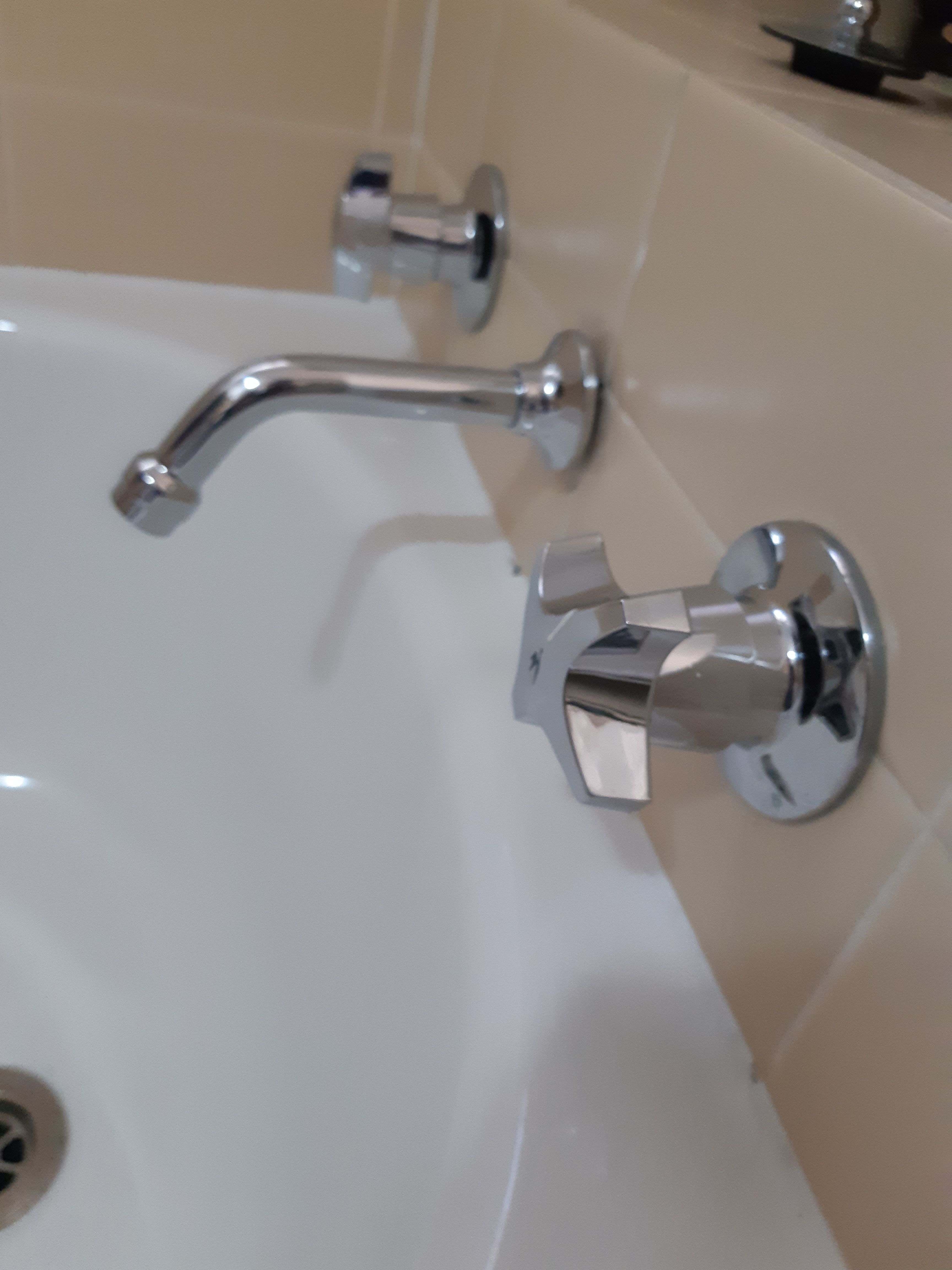 How To Remove Bath Tap Head