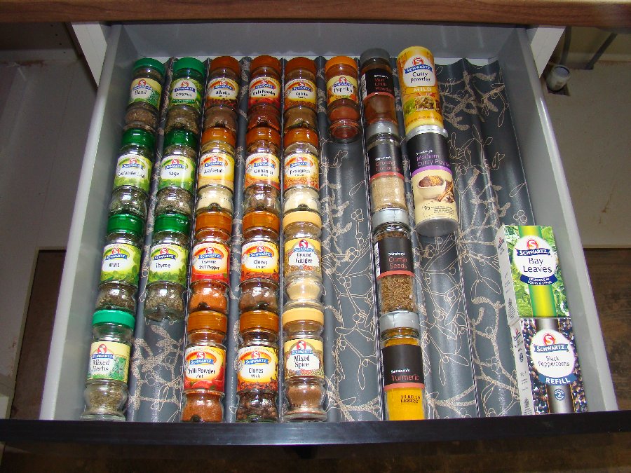 Herb and cheap spice storage ideas