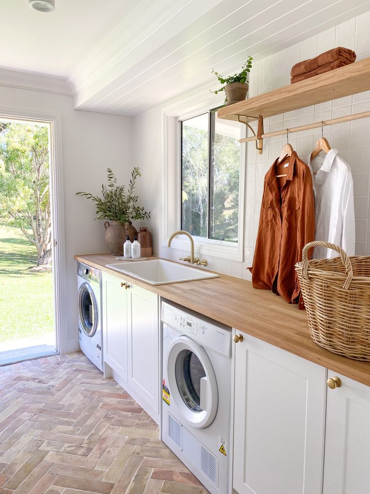 Mediterranean farmhouse laundry reno