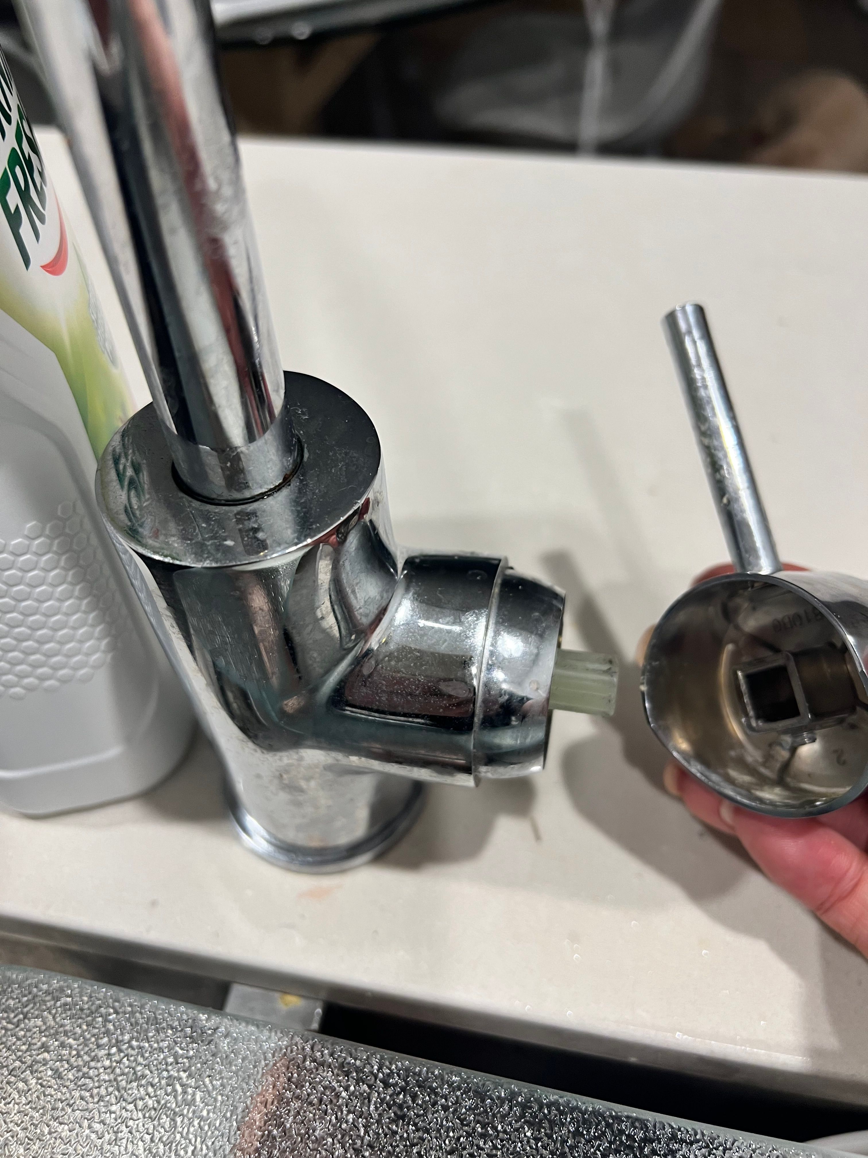 How to fix a kitchen tap handle that kee... | Bunnings Workshop community