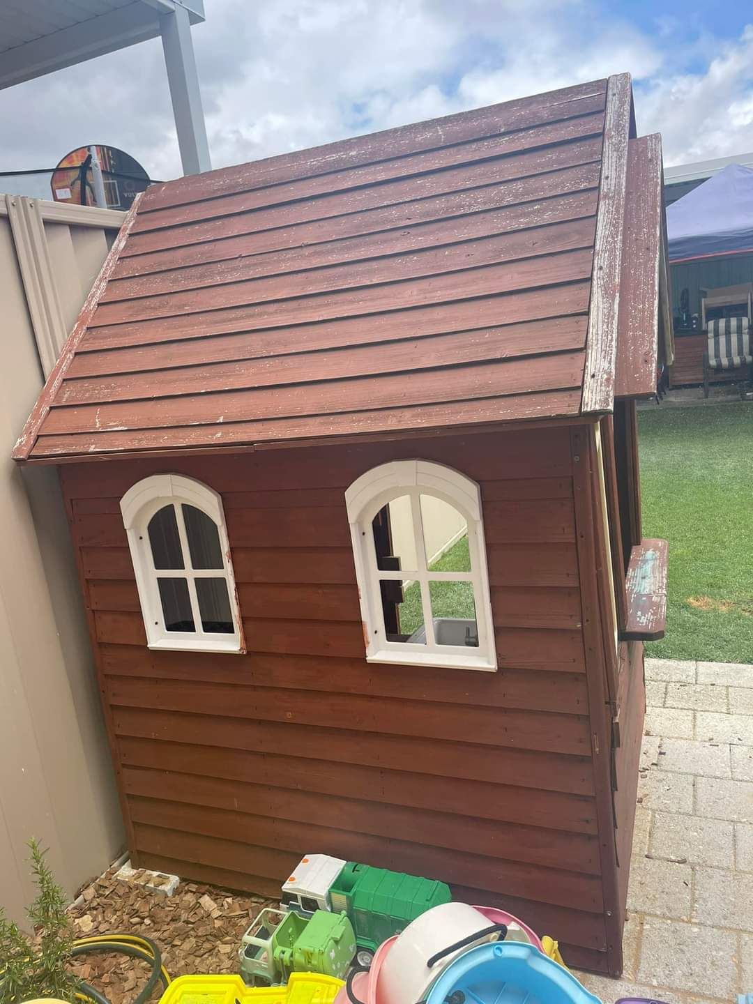 Plastic cheap playhouse bunnings