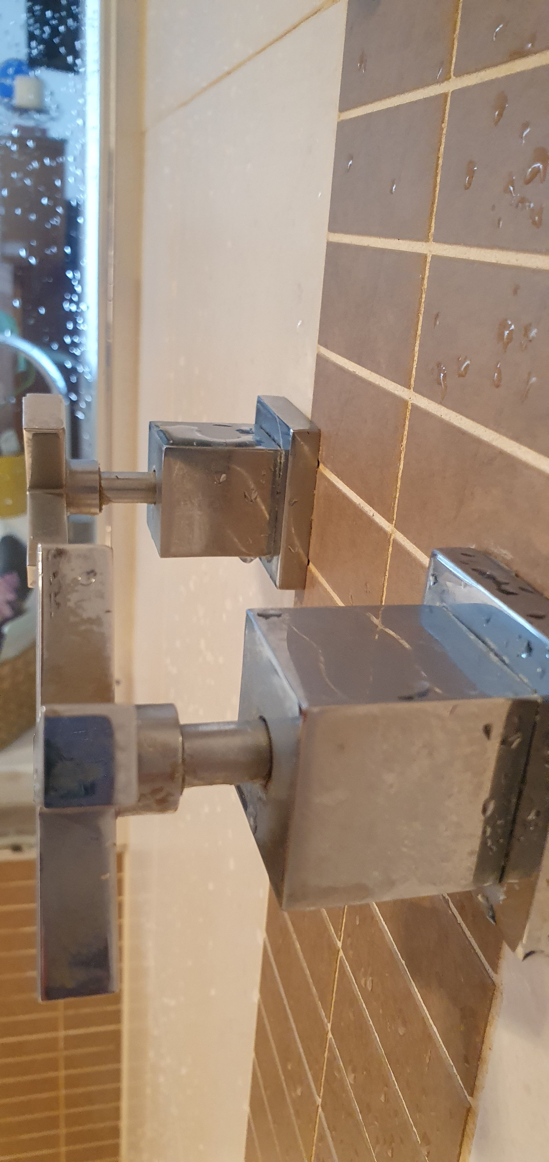 how-to-remove-a-stuck-shower-handle-bunnings-workshop-community