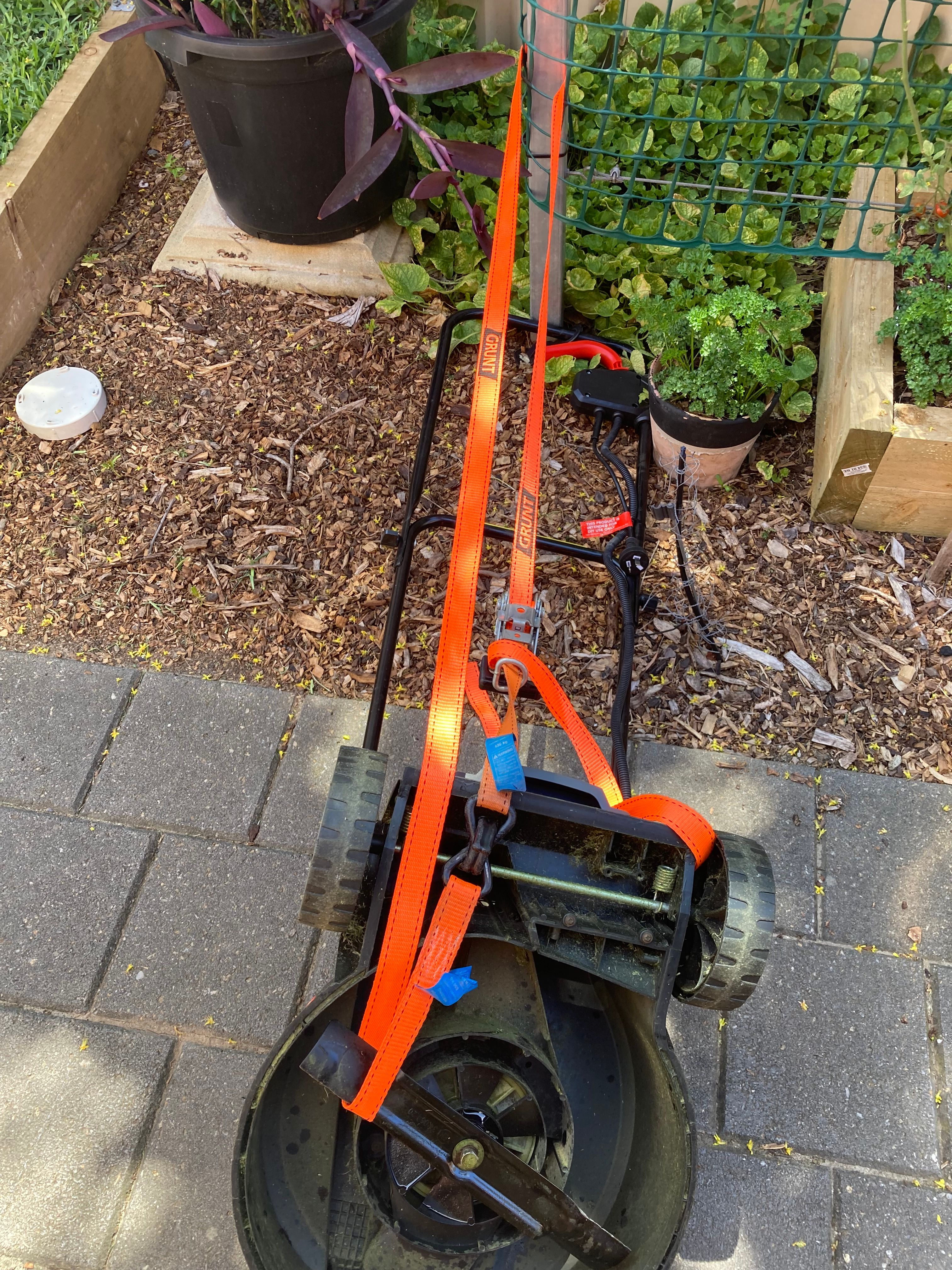 Ozito lawn mower online blade