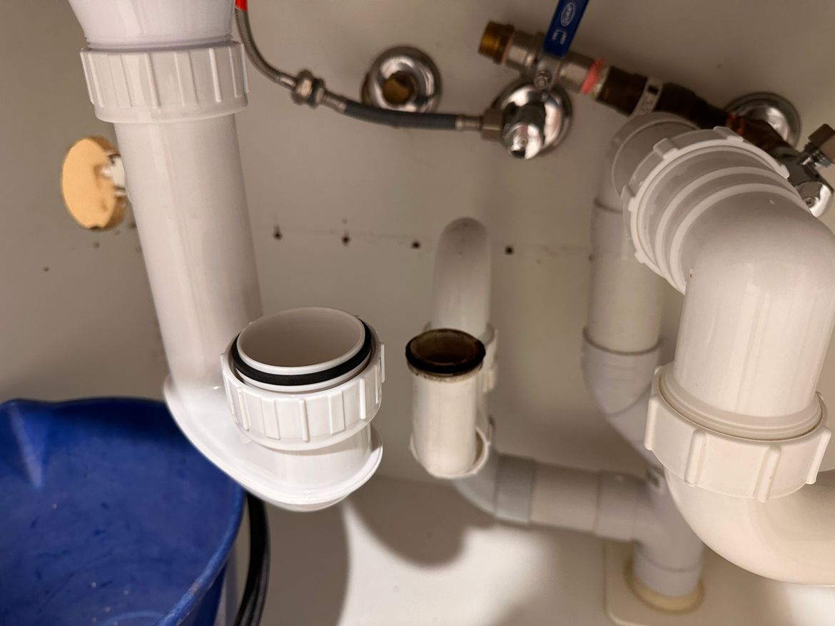 How To Re Connect Kitchen Sink PVC Pipes Bunnings Workshop Community   Large