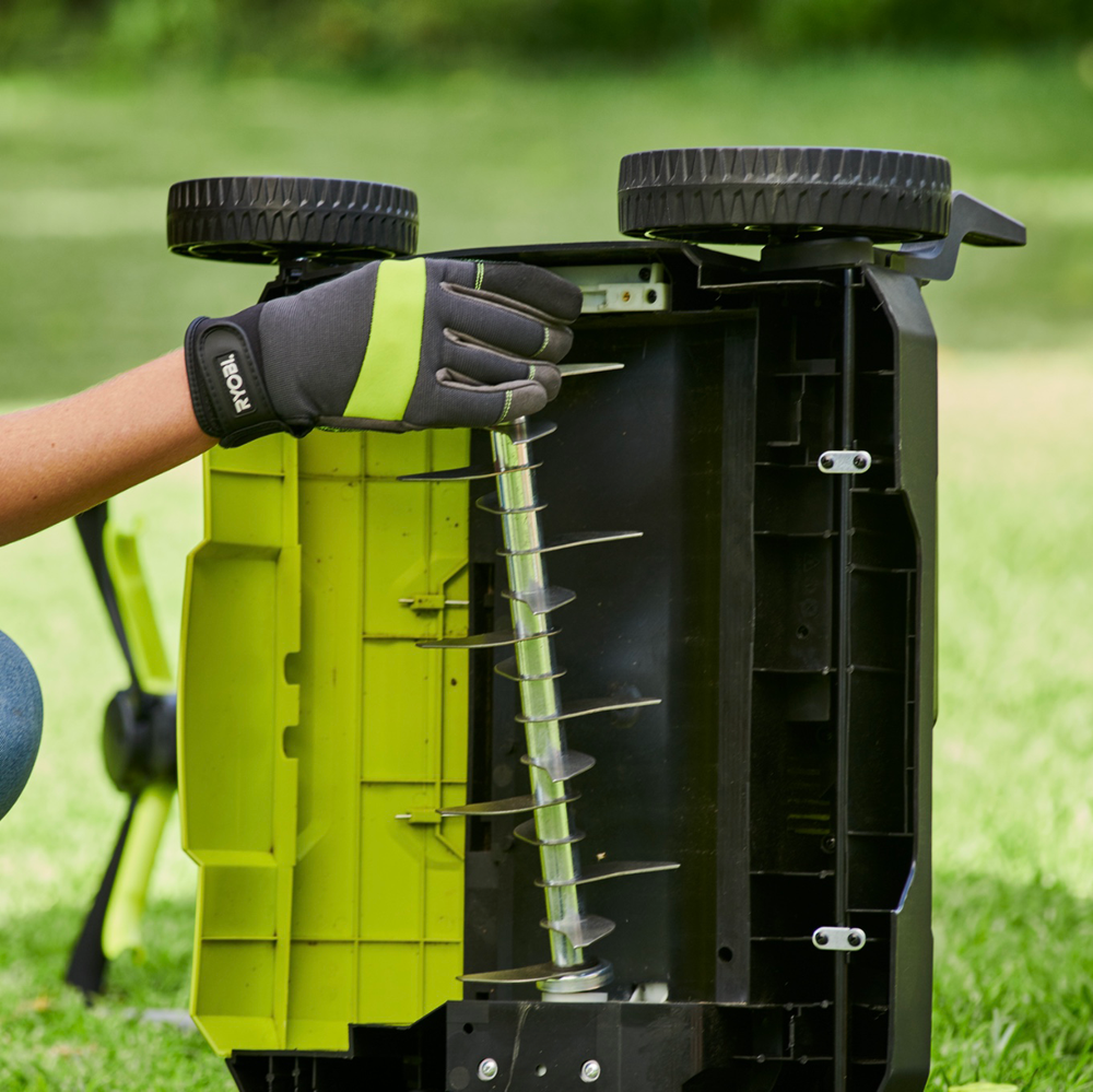 Ryobi One+ Cordless Scarifier